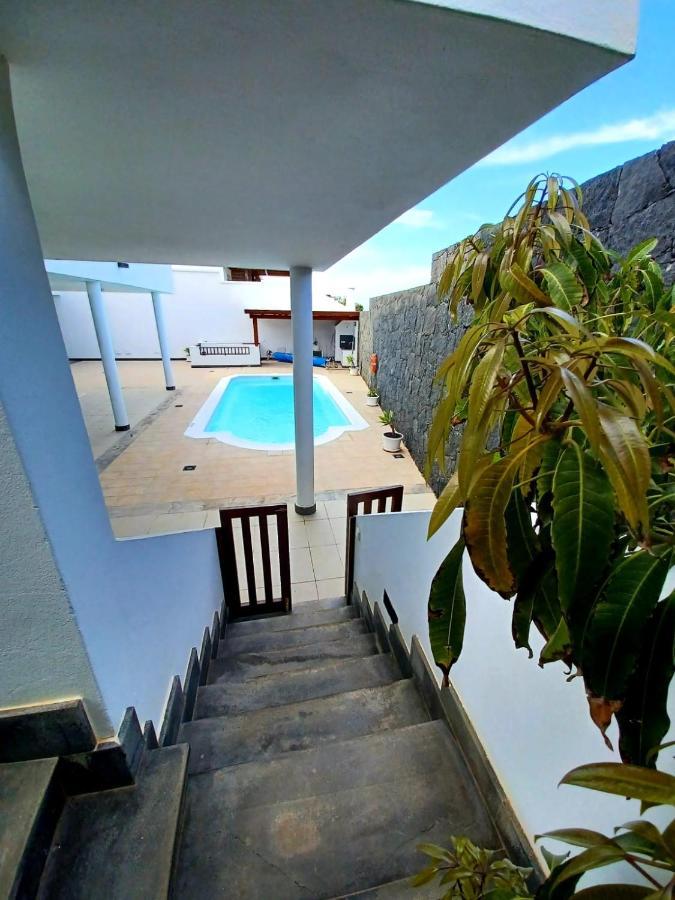 Villa Lanzarote Puerto Calero Exterior photo