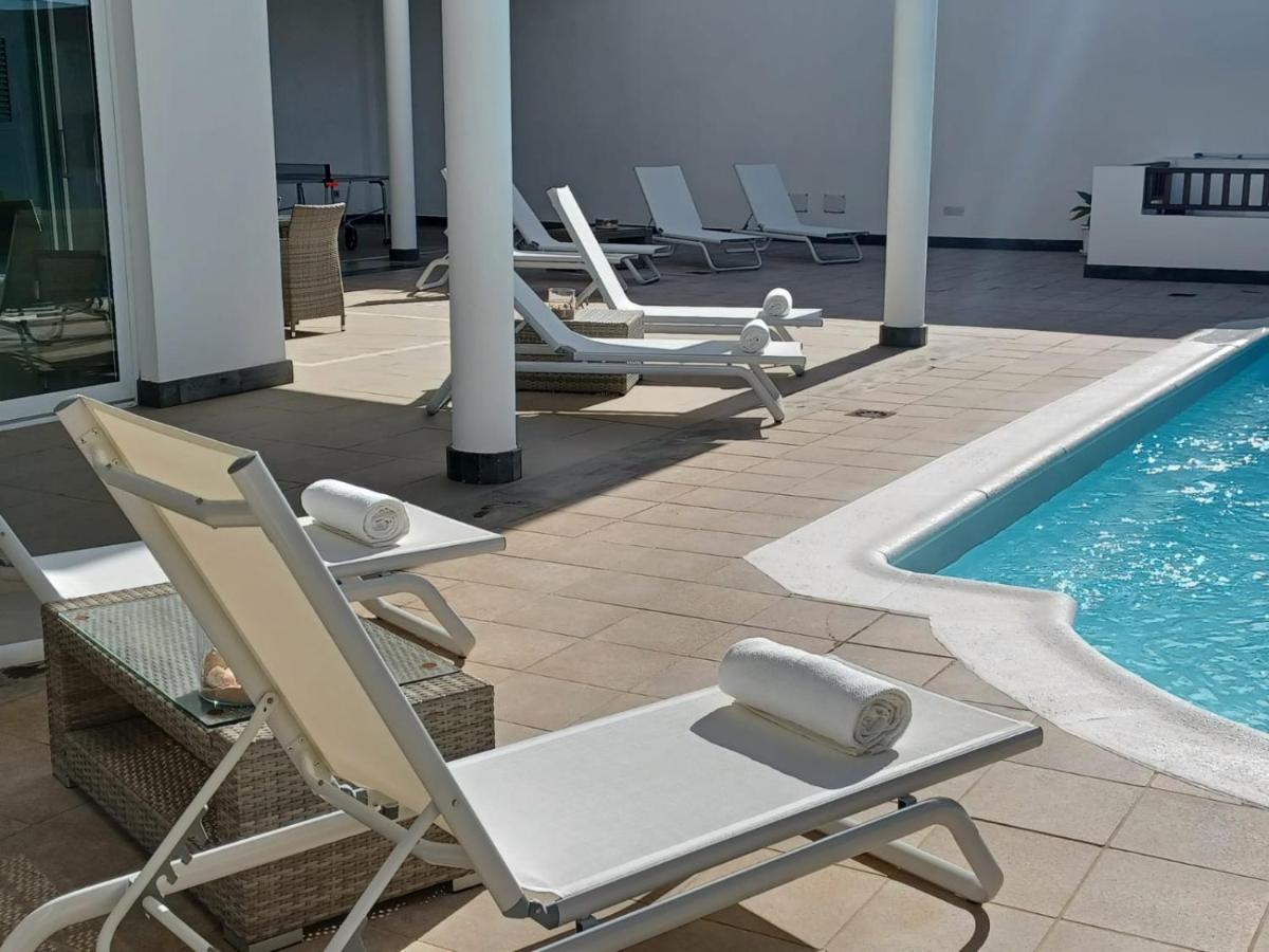 Villa Lanzarote Puerto Calero Exterior photo